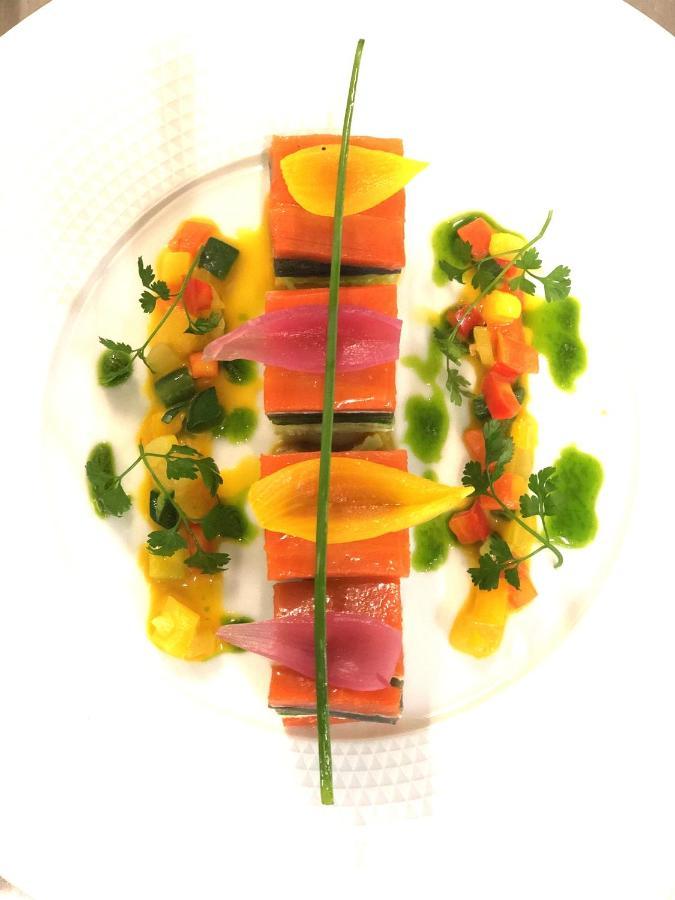Logis Hotel Restaurant L'Oree Des Bois La Breille-les-Pins Kültér fotó
